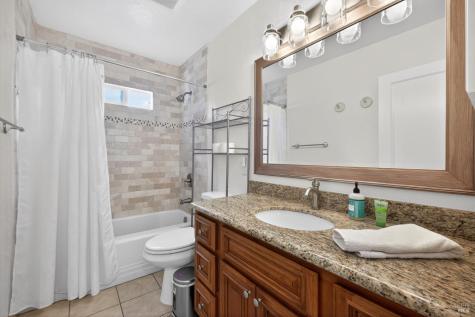 327 Vallejo Street Petaluma CA 94952