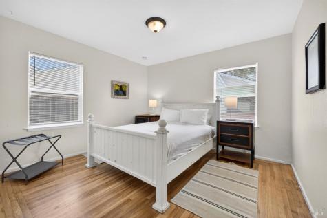 327 Vallejo Street Petaluma CA 94952