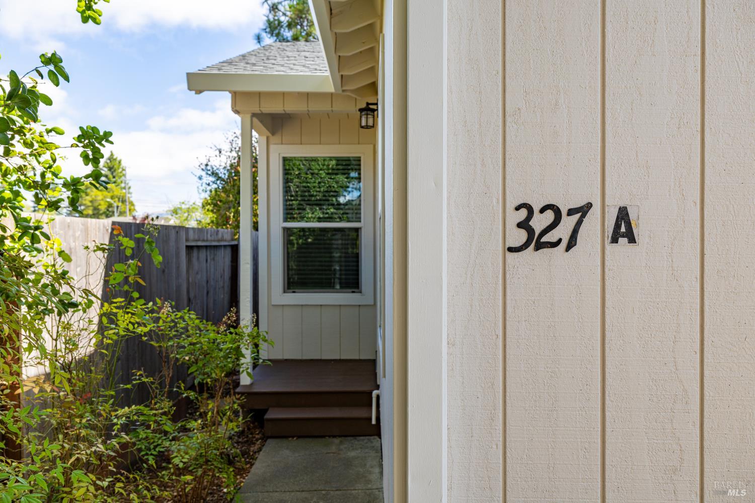 327 Vallejo Street Petaluma CA 94952