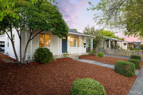 327 Vallejo Street Petaluma CA 94952