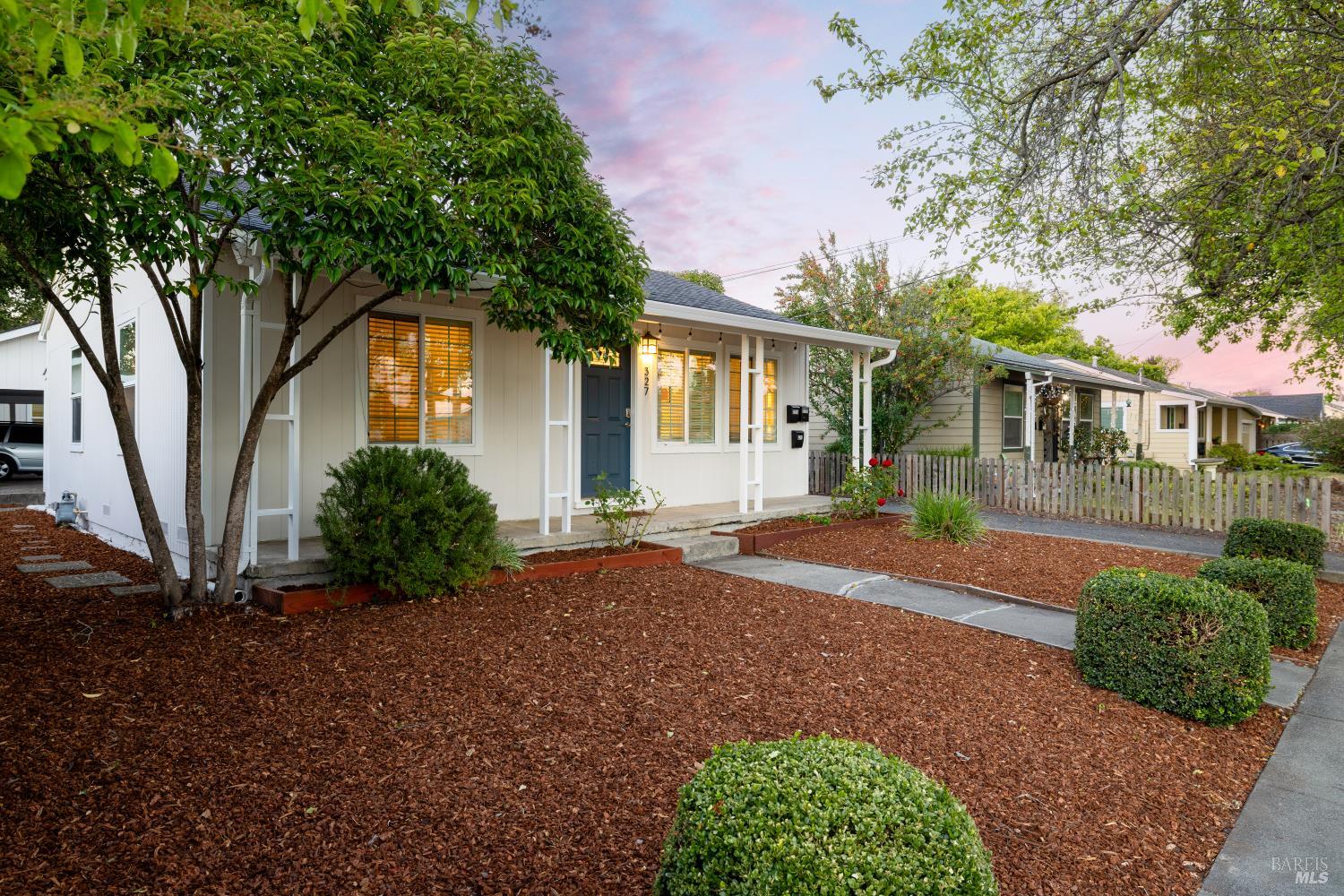 327 Vallejo Street Petaluma CA 94952