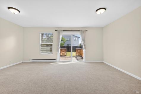 327 Vallejo Street Petaluma CA 94952