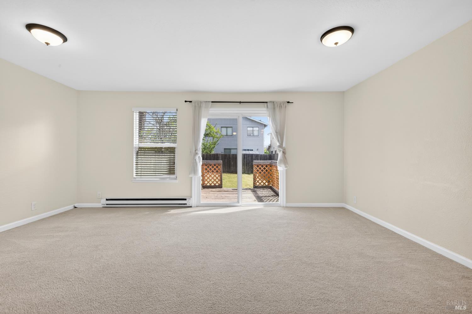 327 Vallejo Street Petaluma CA 94952