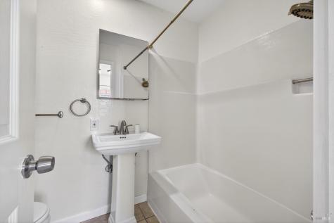 327 Vallejo Street Petaluma CA 94952