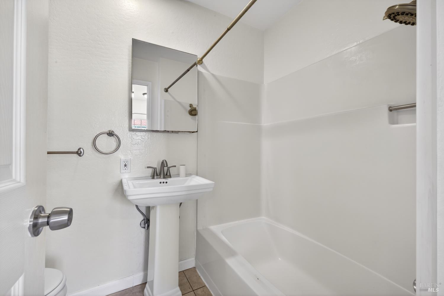 327 Vallejo Street Petaluma CA 94952