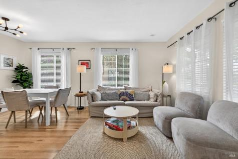 327 Vallejo Street Petaluma CA 94952