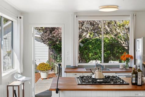 40-42 Arenal Avenue Stinson Beach CA 94970