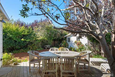 40-42 Arenal Avenue Stinson Beach CA 94970