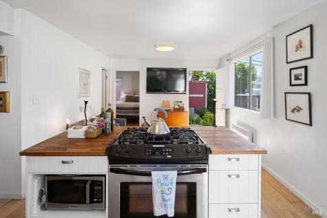 40-42 Arenal Avenue Stinson Beach CA 94970