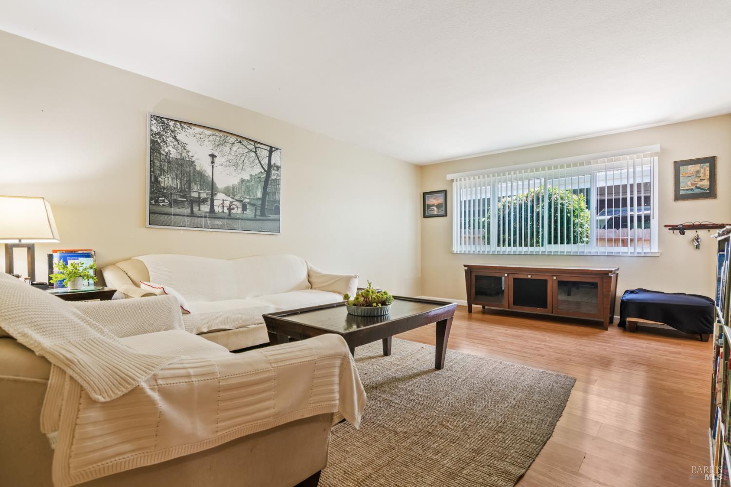 434-438 E H Street Benicia CA 94510