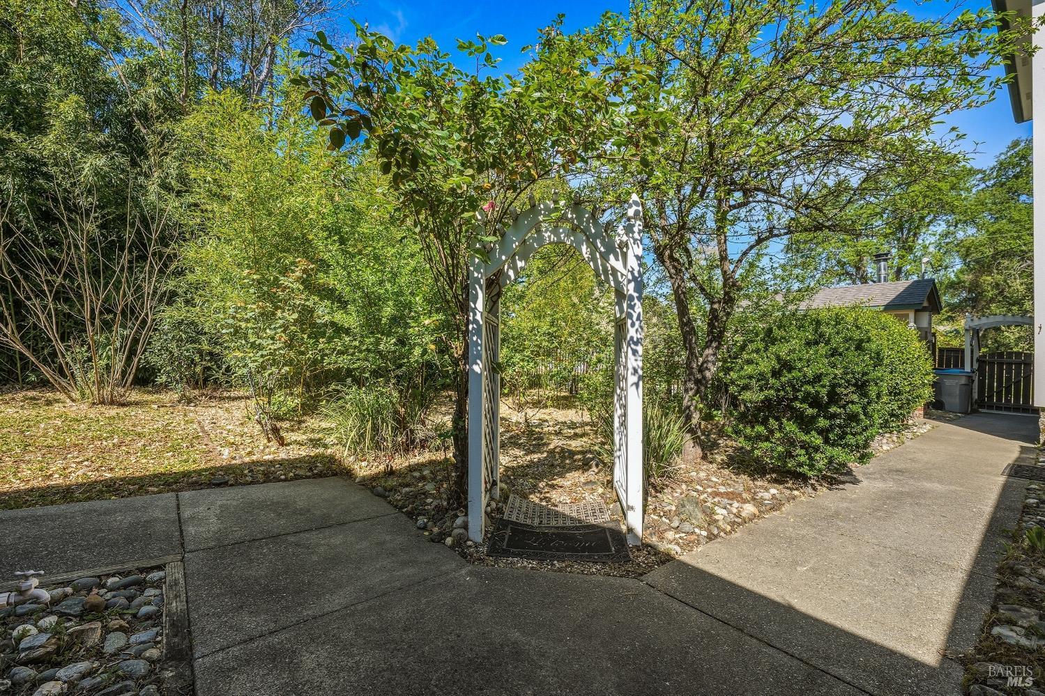 150 Clearlake Avenue Lakeport CA 95453
