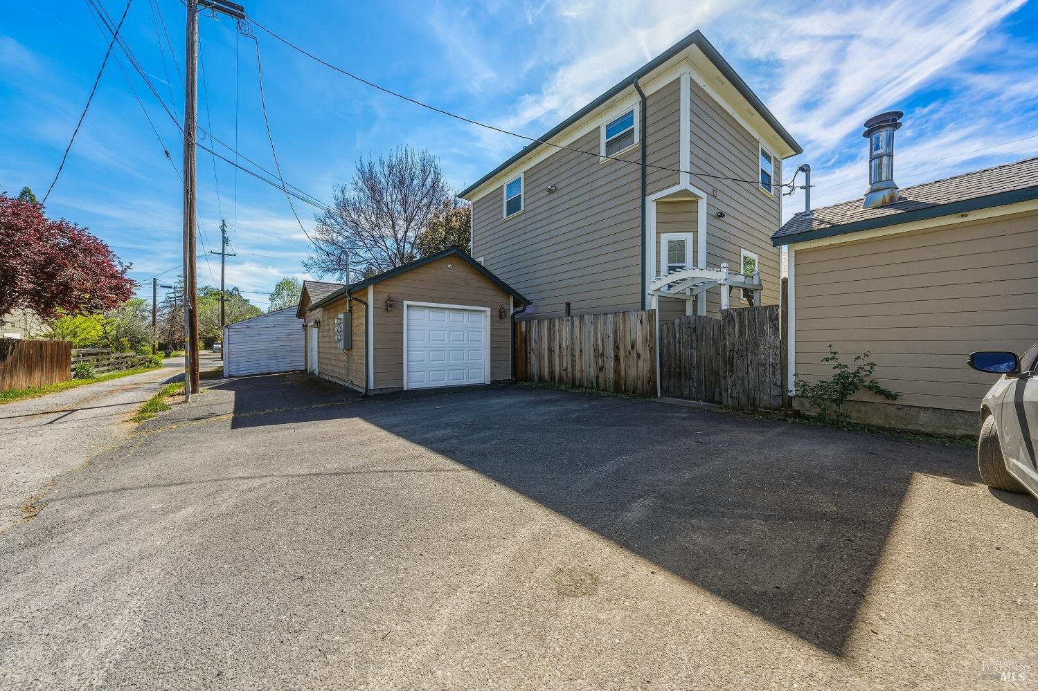 150 Clearlake Avenue Lakeport CA 95453