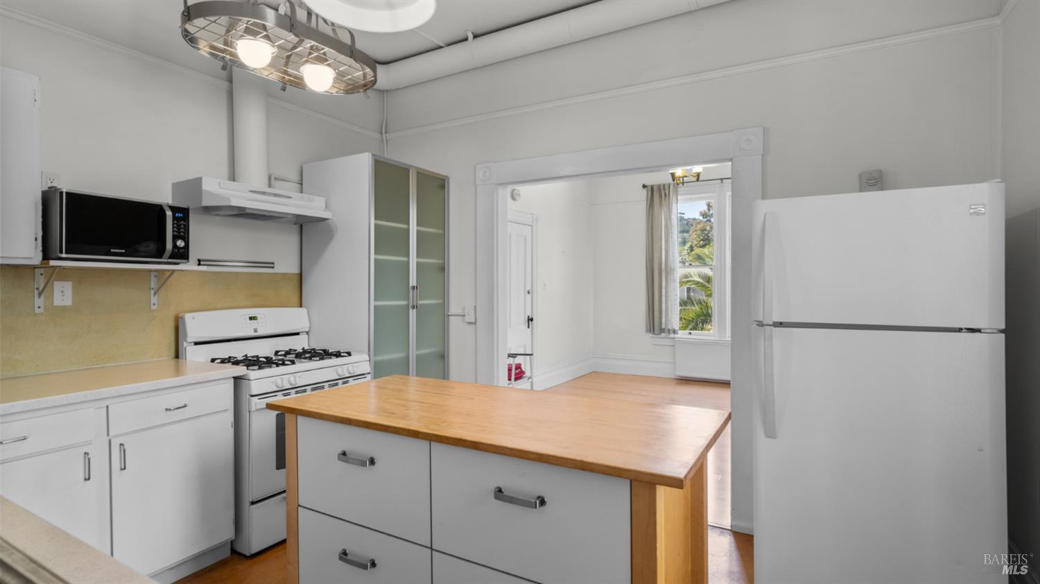 1348 Grand Avenue San Rafael CA 94901