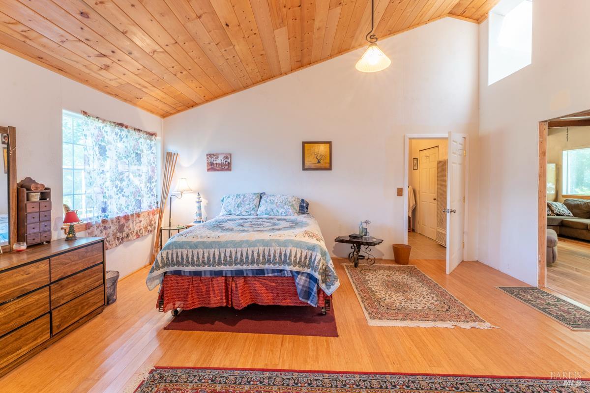 67951 N Hwy 101 Highway Leggett CA 95585