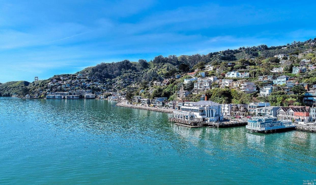 561 Bridgeway Way Sausalito CA 94965