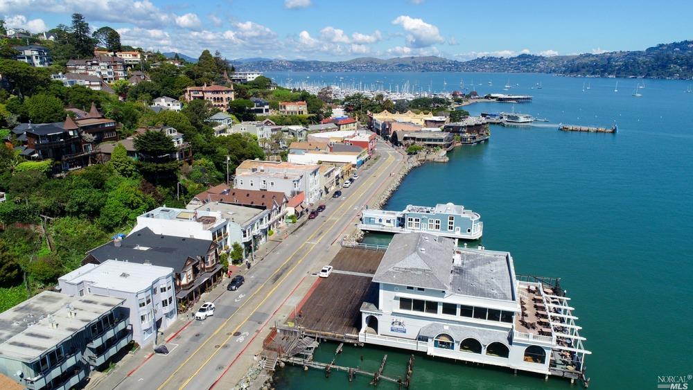 561 Bridgeway Way Sausalito CA 94965