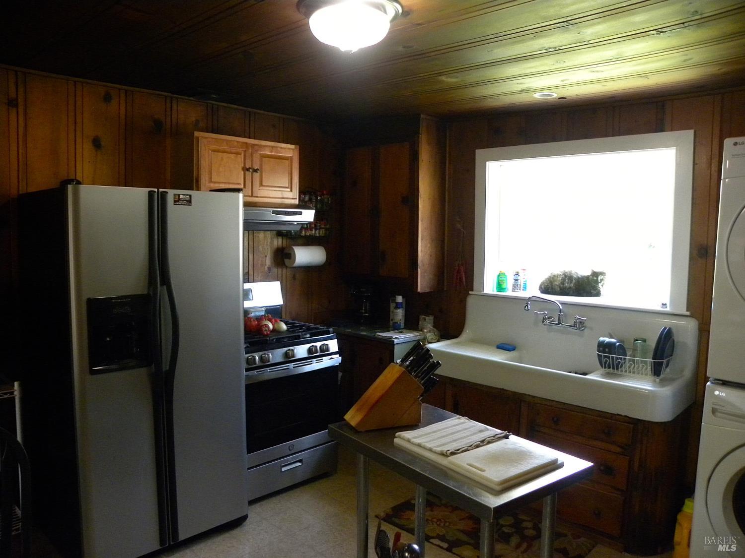 16352 5th Street Guerneville CA 95446