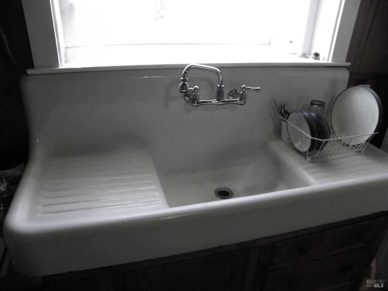 16352 5th Street Guerneville CA 95446