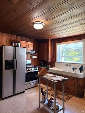 16352 5th Street Guerneville CA 95446