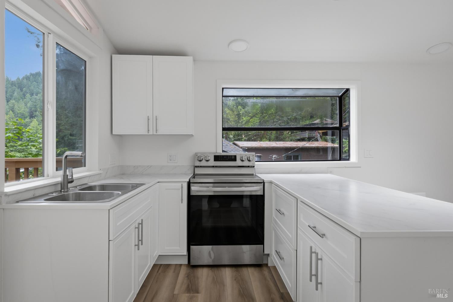 21498 Starrett Hill Road Monte Rio CA 95462