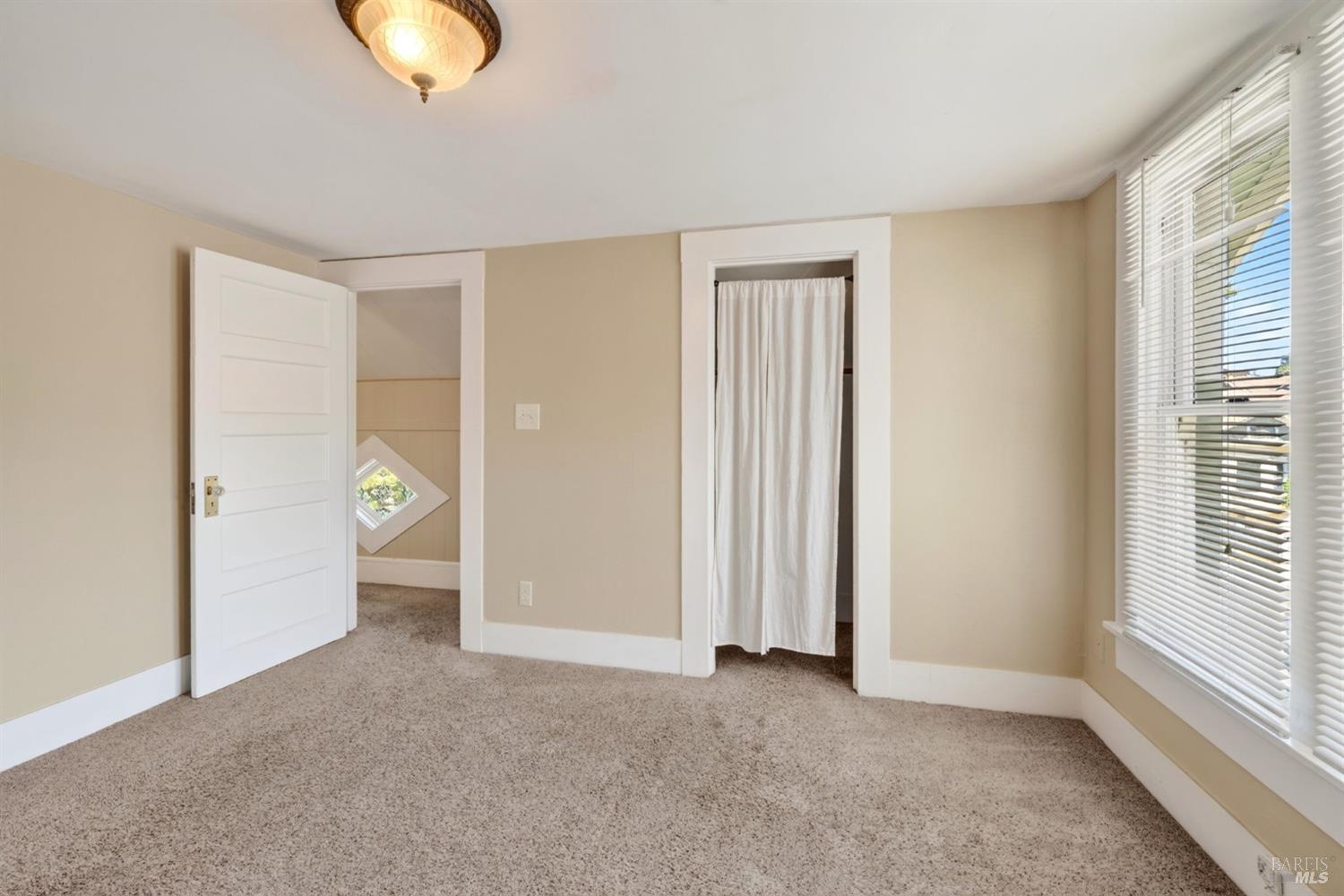 476 Sonoma Avenue Santa Rosa CA 95401