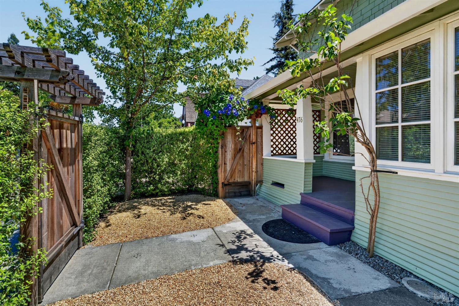 476 Sonoma Avenue Santa Rosa CA 95401