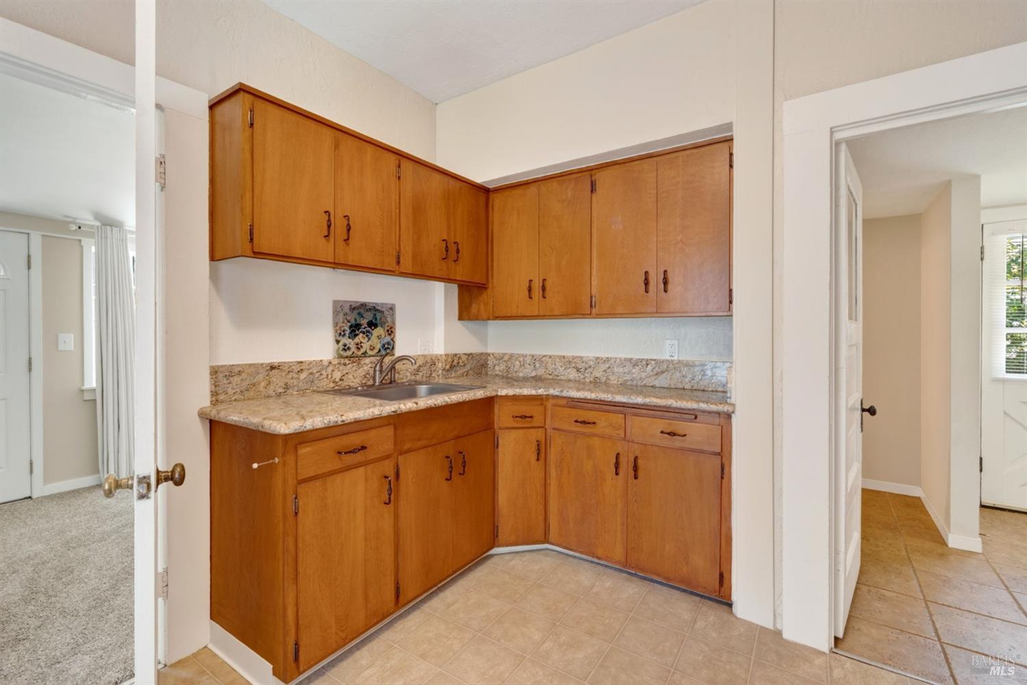 476 Sonoma Avenue Santa Rosa CA 95401