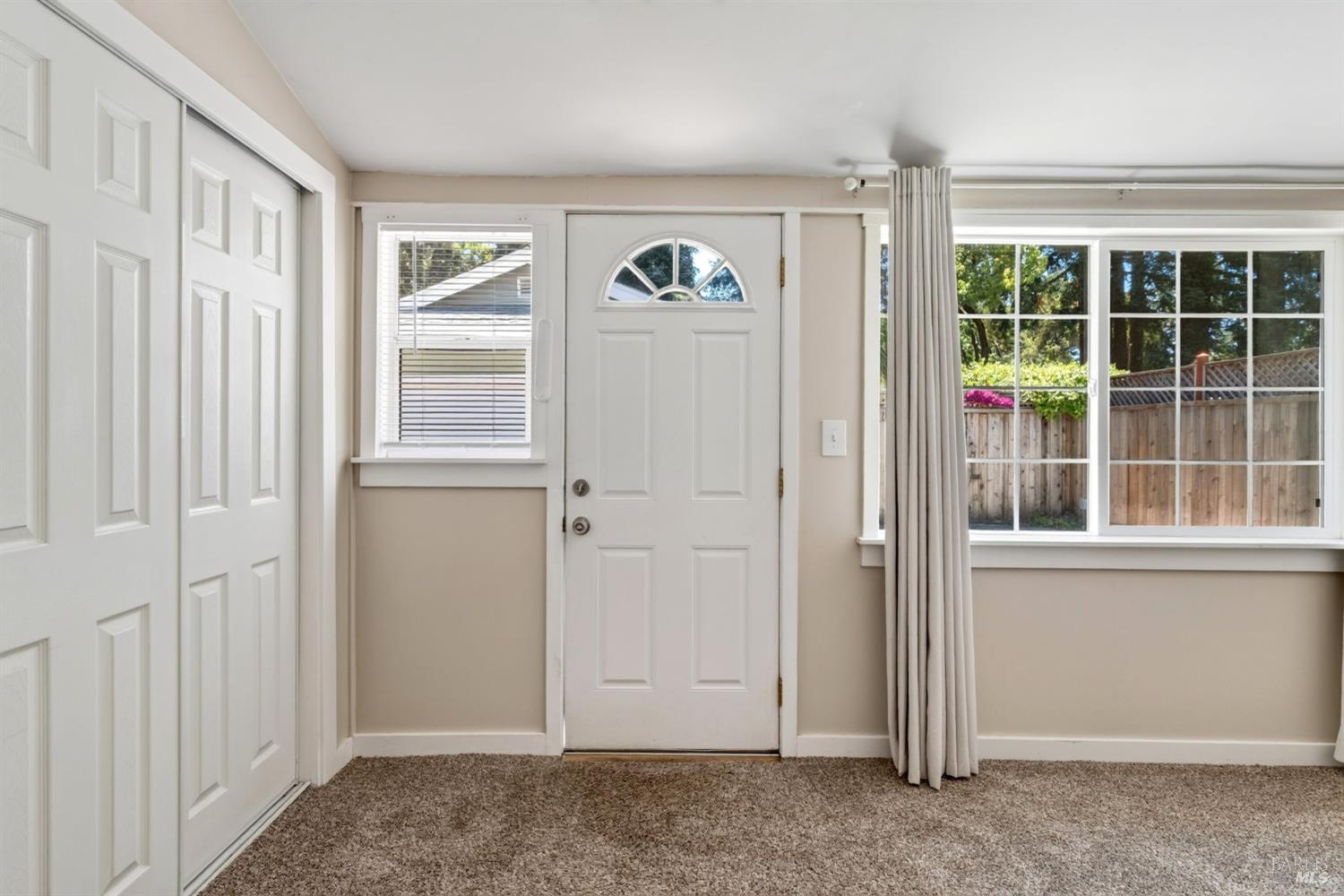 476 Sonoma Avenue Santa Rosa CA 95401