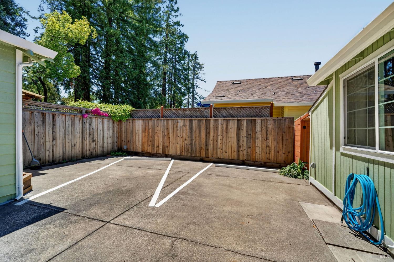 476 Sonoma Avenue Santa Rosa CA 95401