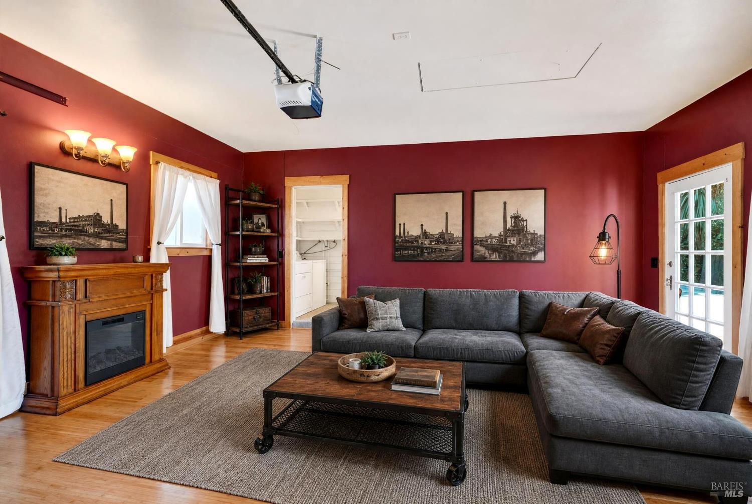 476 Sonoma Avenue Santa Rosa CA 95401