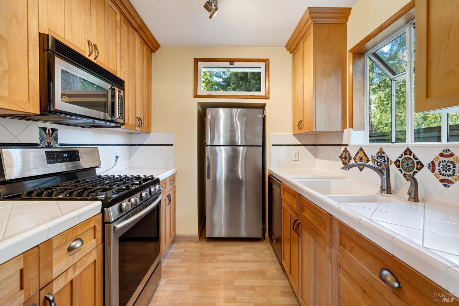 476 Sonoma Avenue Santa Rosa CA 95401