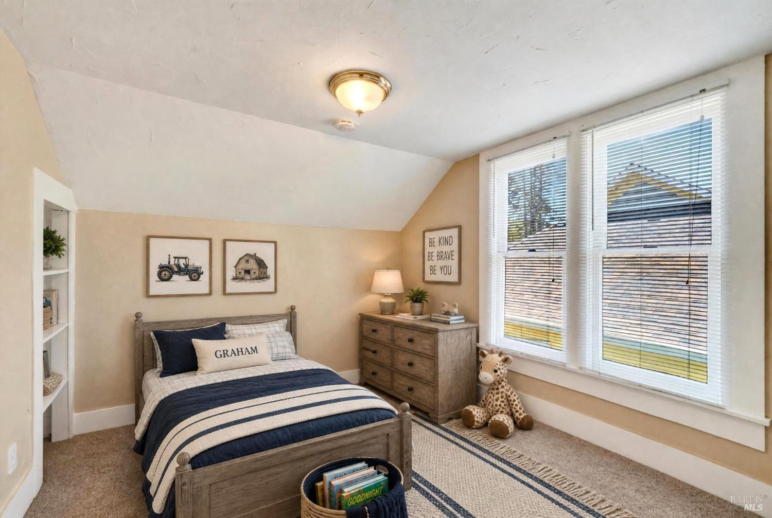 476 Sonoma Avenue Santa Rosa CA 95401