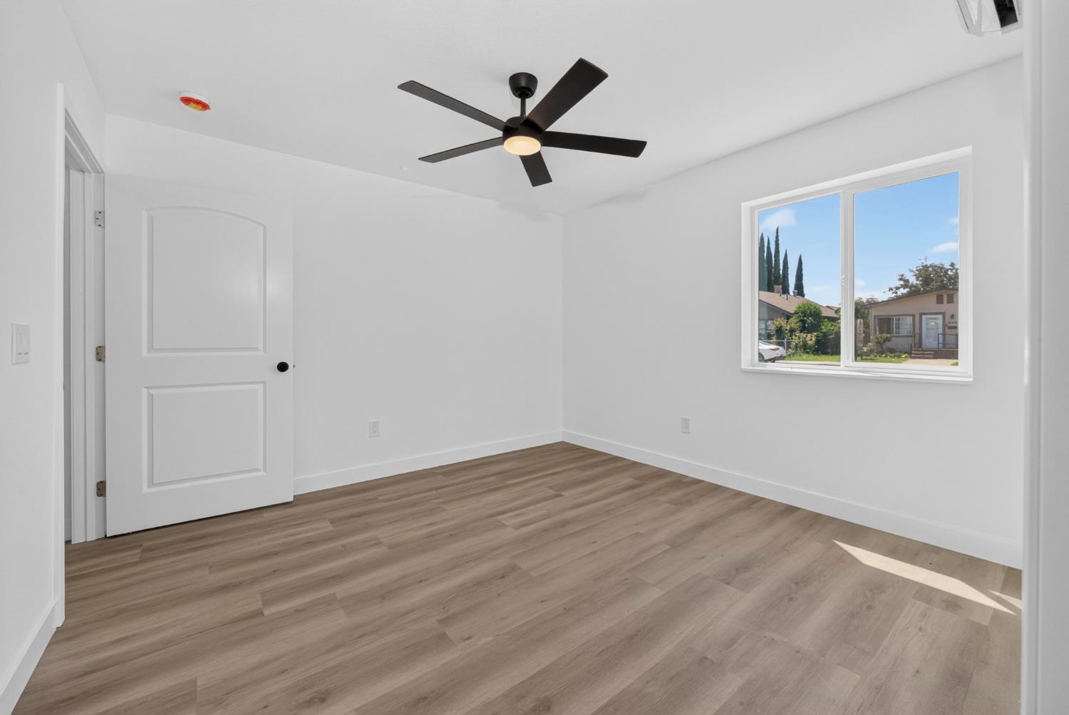 423-427 E Lodi Avenue Lodi CA 95240