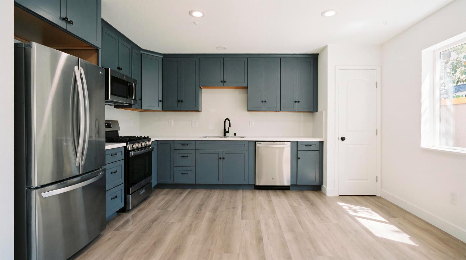 423-427 E Lodi Avenue Lodi CA 95240