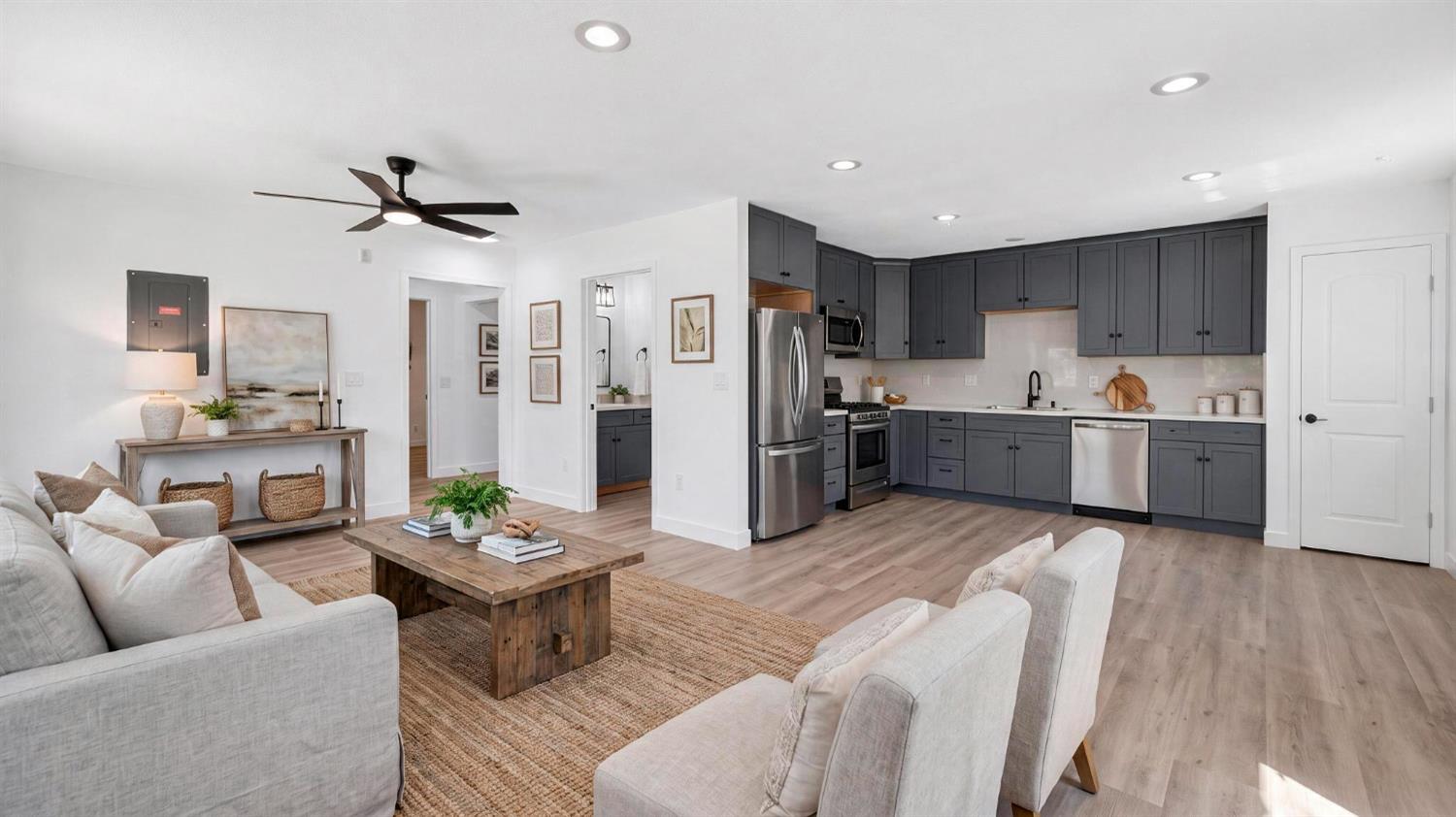423-427 E Lodi Avenue Lodi CA 95240