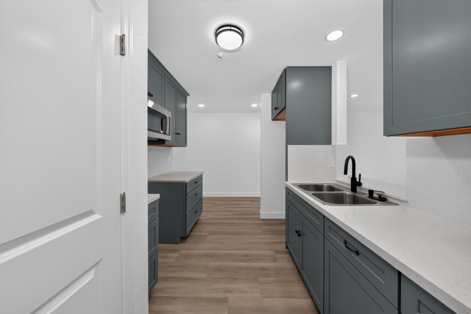 423-427 E Lodi Avenue Lodi CA 95240