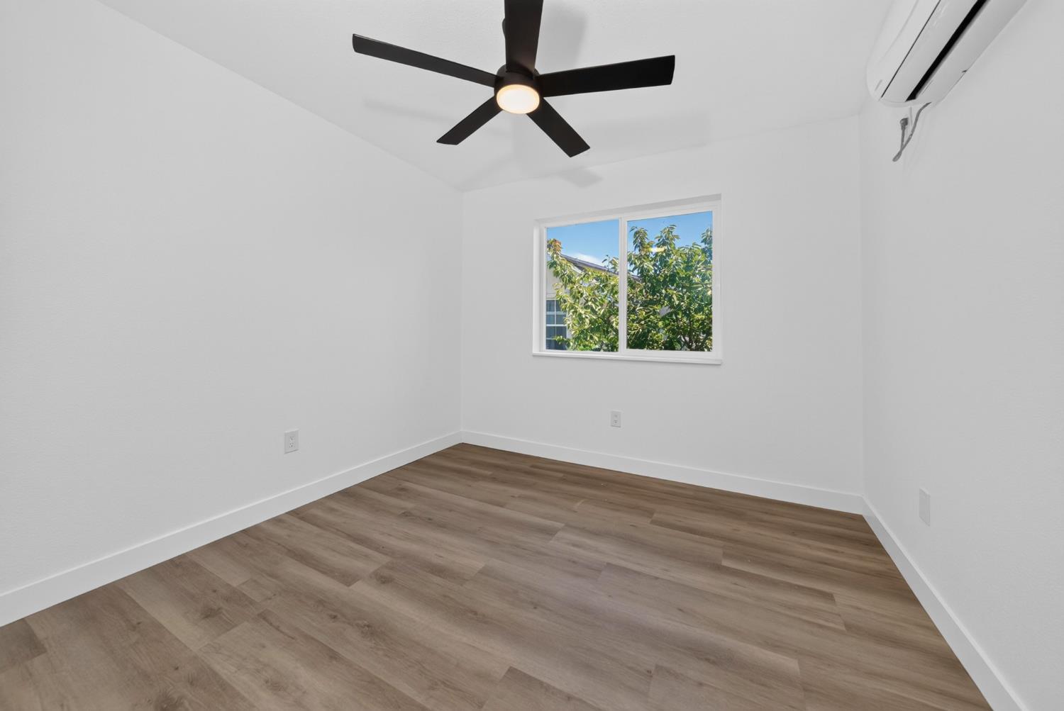 423-427 E Lodi Avenue Lodi CA 95240