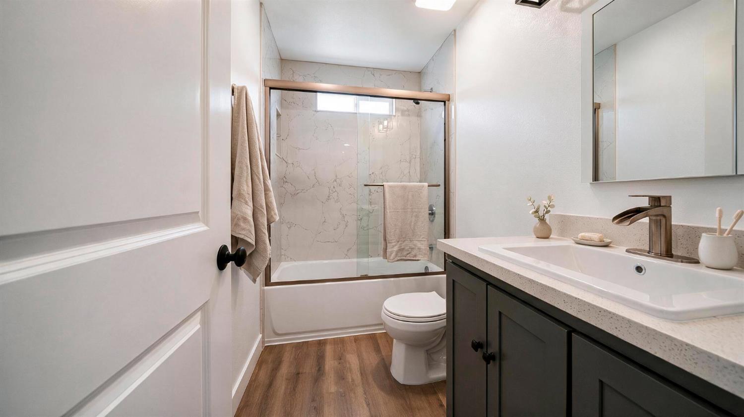423-427 E Lodi Avenue Lodi CA 95240