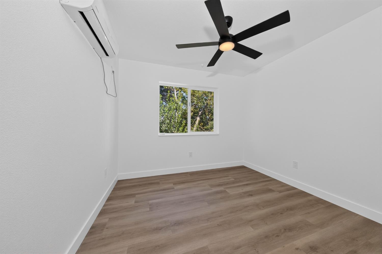 423-427 E Lodi Avenue Lodi CA 95240
