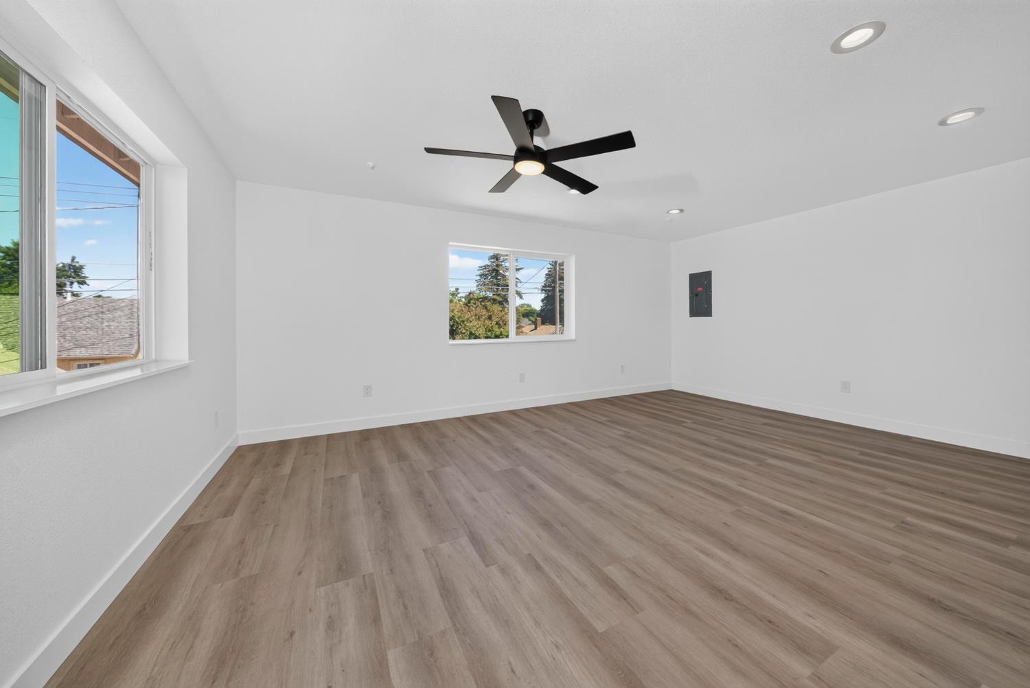 423-427 E Lodi Avenue Lodi CA 95240