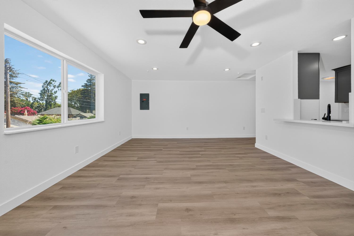 423-427 E Lodi Avenue Lodi CA 95240