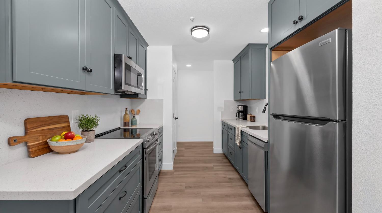 423-427 E Lodi Avenue Lodi CA 95240