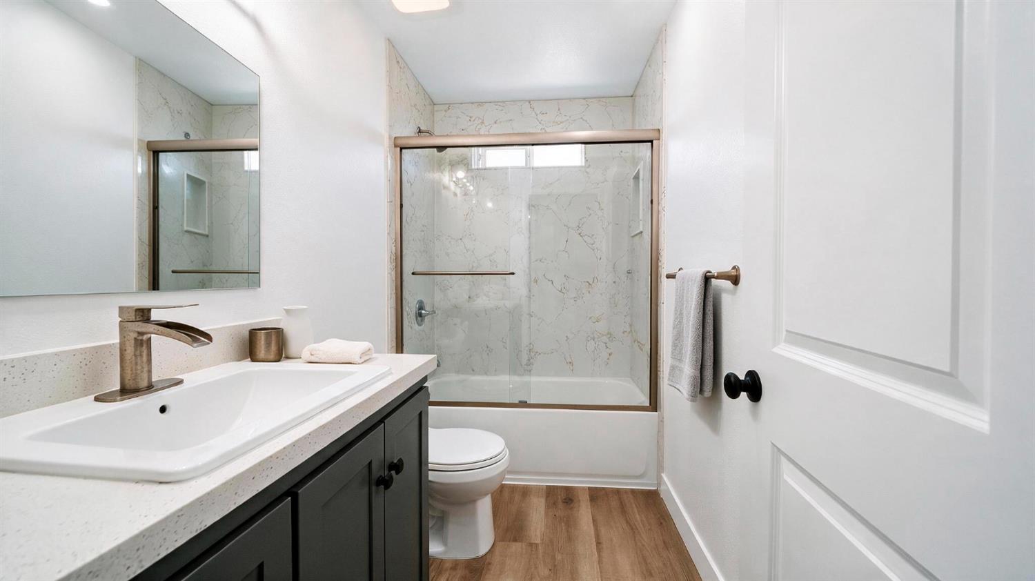 423-427 E Lodi Avenue Lodi CA 95240