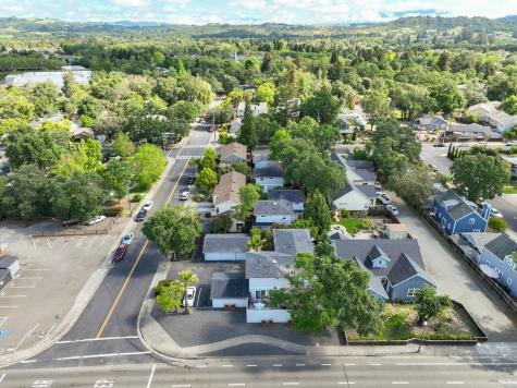 8690 Old Redwood Highway Windsor CA 95492