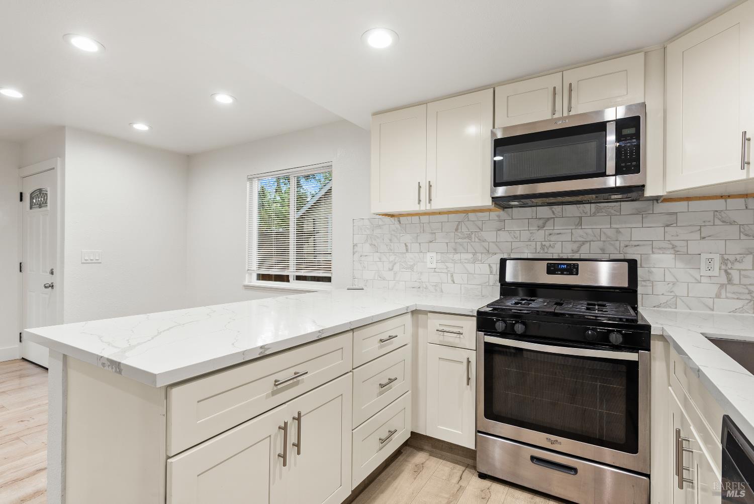 8690 Old Redwood Highway Windsor CA 95492