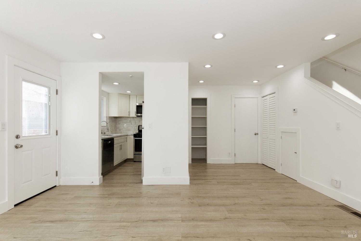 8690 Old Redwood Highway Windsor CA 95492