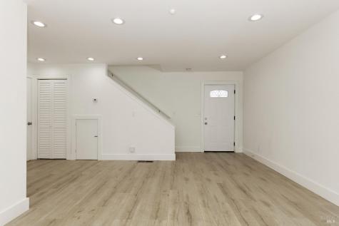 8690 Old Redwood Highway Windsor CA 95492