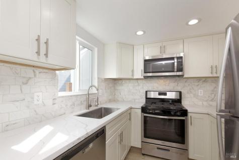 8690 Old Redwood Highway Windsor CA 95492