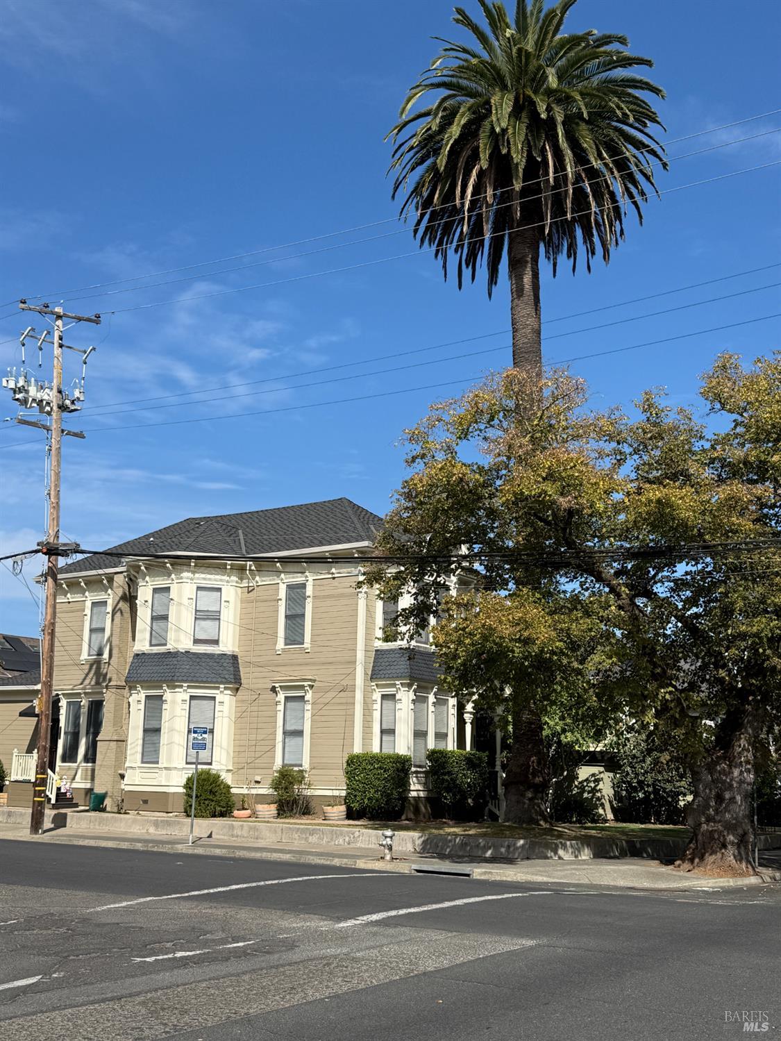 705 Seminary Street Napa CA 94559