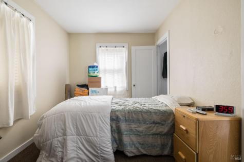 531-531 1/2 E Washington Street Petaluma CA 94952